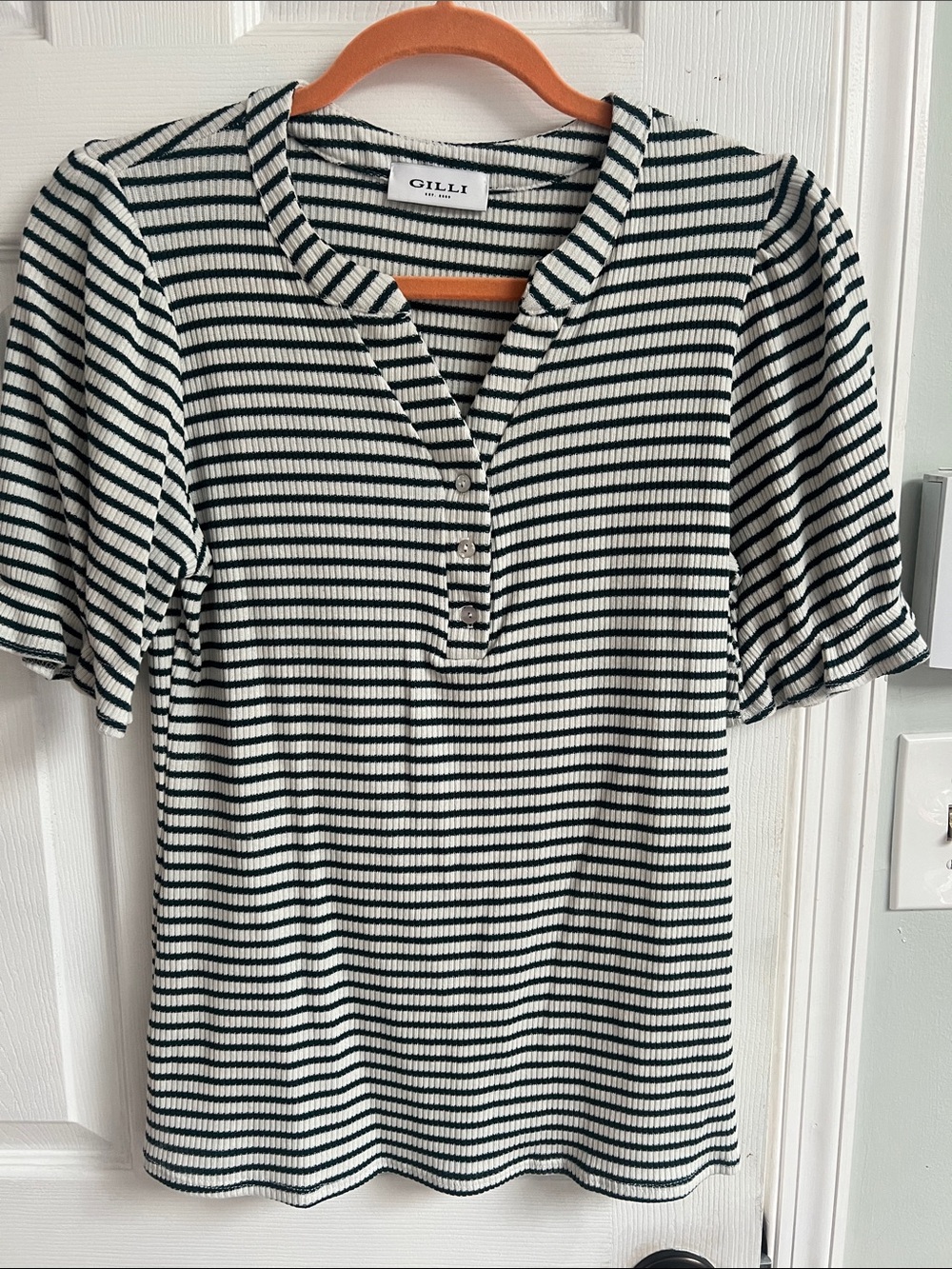 Gilli Black & White Striped Short Sleeve Ribbed Henley